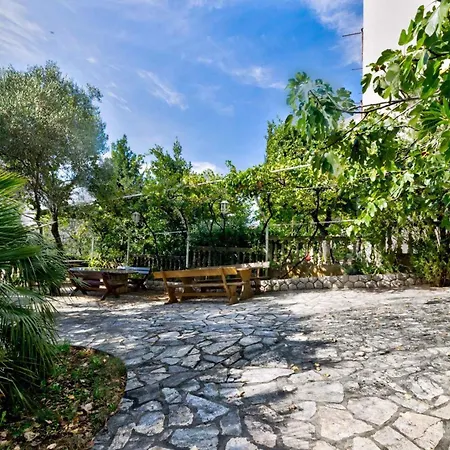 In Iv Appartamento *